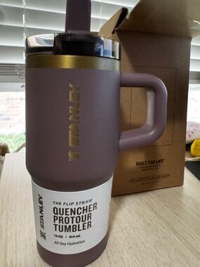 Stanley Tumbler in Cashmere (muted mauve)